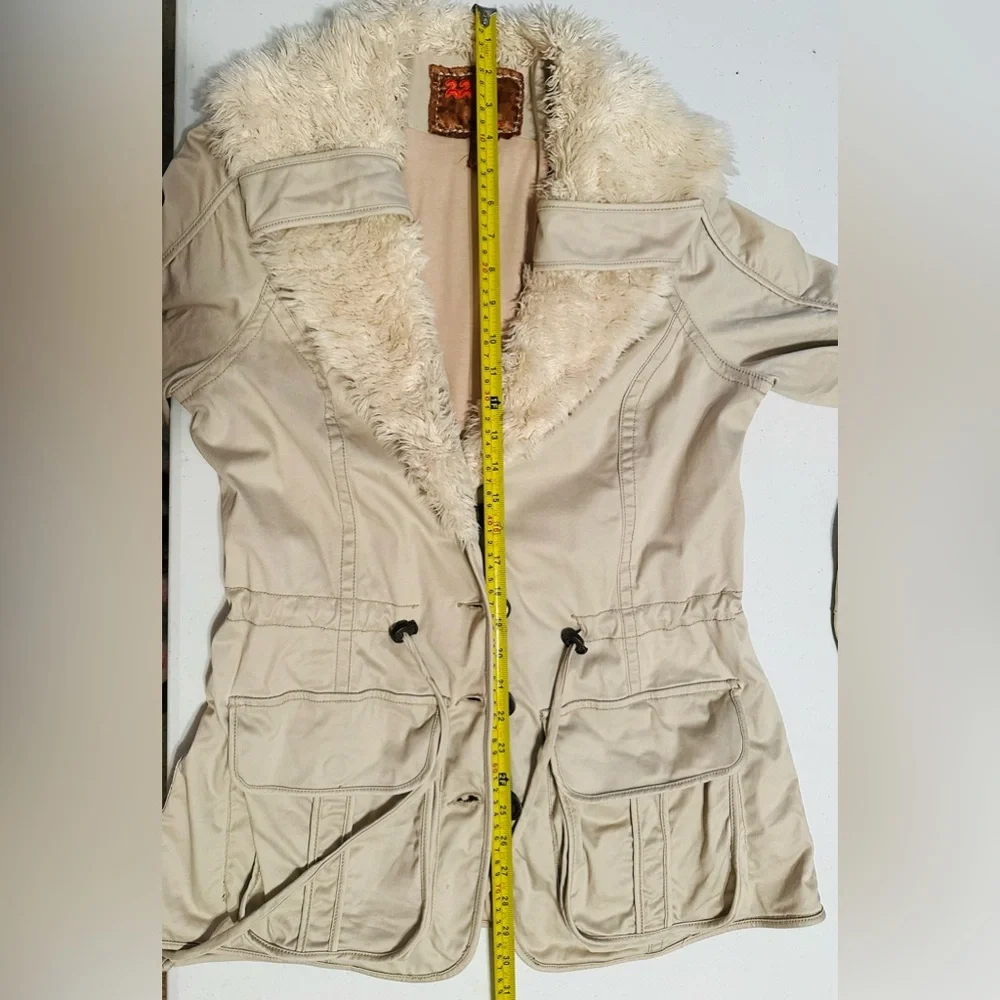 Twill Twenty Two Cream Jacket - Picture 7 of 8